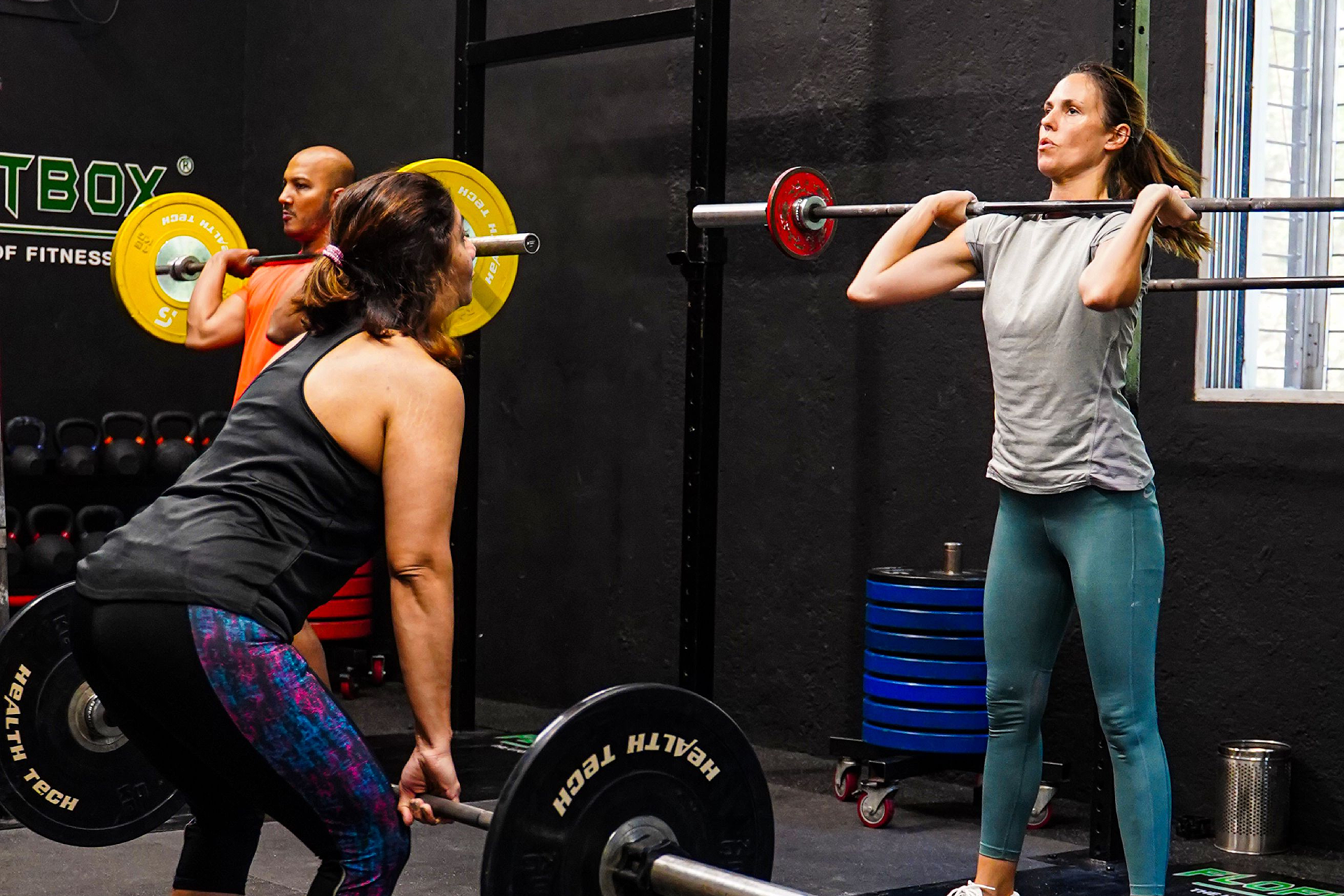 flofitbox female group training image